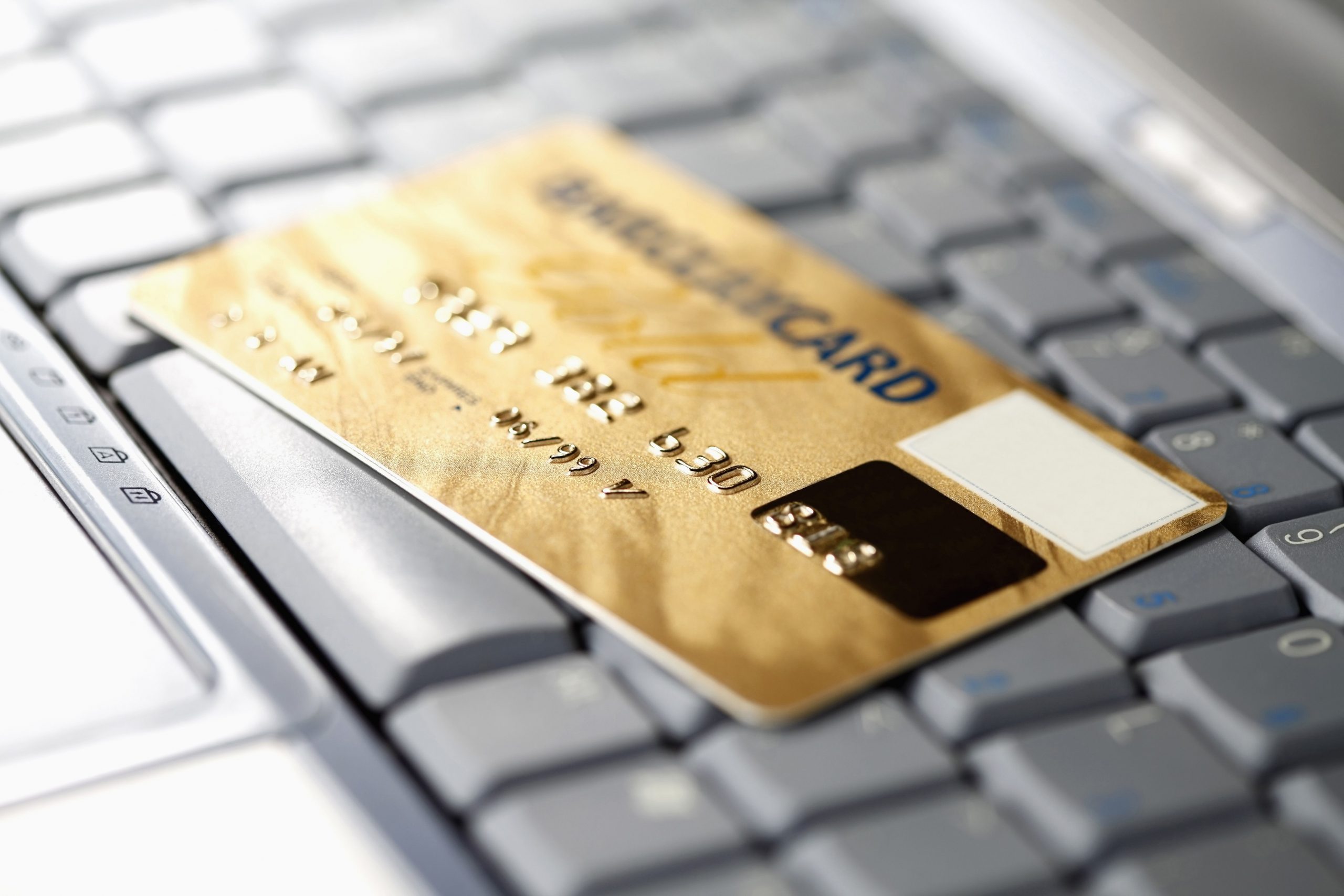 Top 6 Things You Need to Know About the Dangers of Prepaid Debit Cards